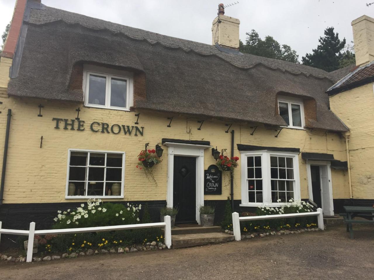The Crown Inn Smallburgh Exterior foto